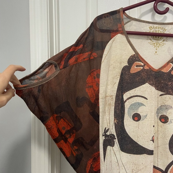 Disney Couture Snow White Shirt - Picture 2 of 8